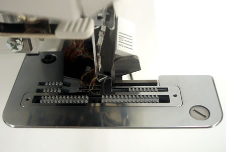 スチール製針板