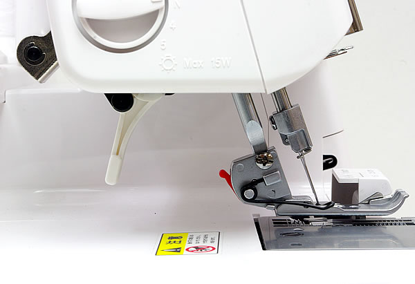 反転式押さえ上下レバー