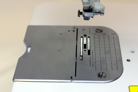 オール金属製針板