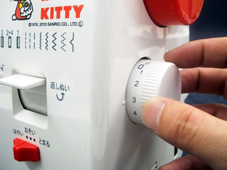 無段式縫い目長さ調節機能