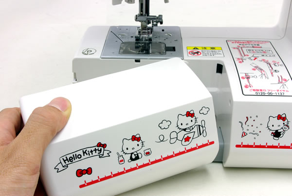 ハローキティミシン40周年アニバーサリーモデルのフリーアーム