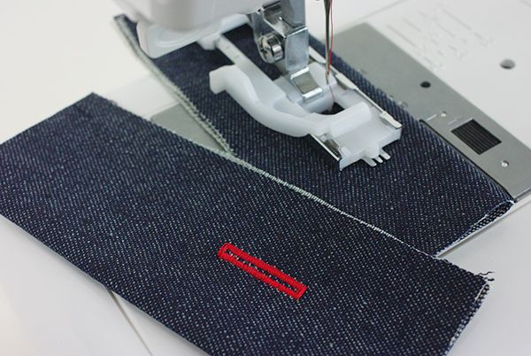 全自動ボタンホール