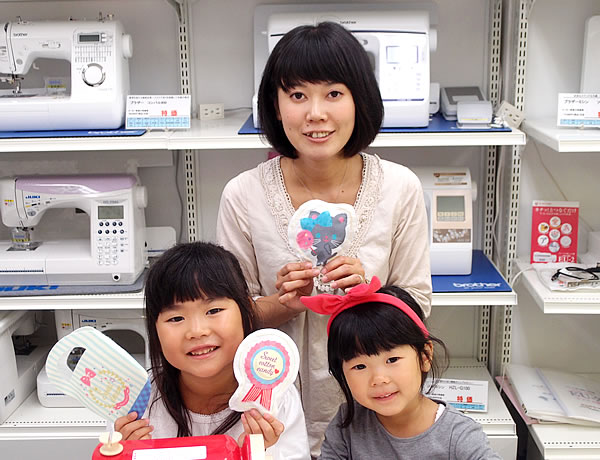 子供のためのミシンのおもちゃ!毛糸ミシン「Hugハグ」