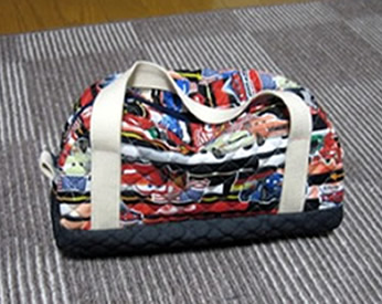 カーズの残り布で作ったスクールバッグ