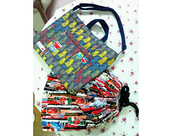 息子が大好きなカーズの通園カバン