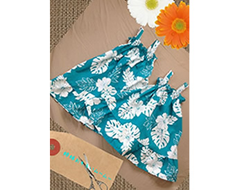 ハイビスカスの生地で作ったムームー