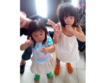 お揃いの生地で作ったワンピースとスカート