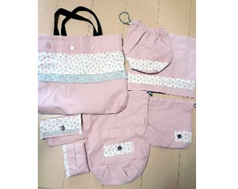 パジャマやキャミソールをリメイクして作った入園グッズ