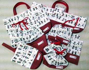 ミッキー＆ミニーの生地を使用した入園グッズ