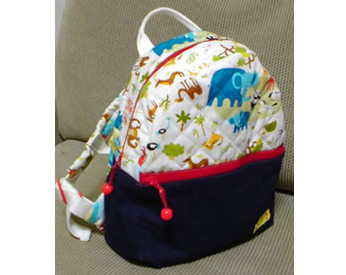 アニマル柄のキルティング生地を使ったリュックサック