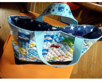 中仕切りと裏地付きの下足＆上履き袋