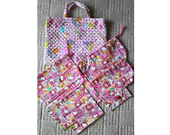 娘の入園準備に作ったキティちゃんグッズ