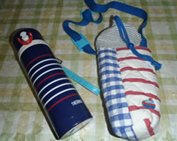 どこでも水分補給OKな水筒ケース