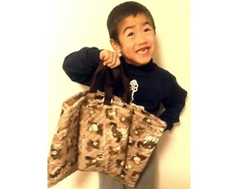 キルティング生地で作った上履き入れと通園バッグ