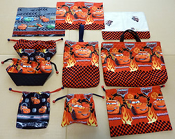 子供と主人一押しの生地で作った入園グッズ