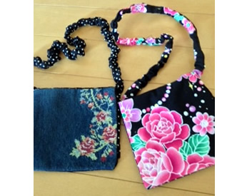 余り布で作ったハンカチ＆ティッシュポーチ