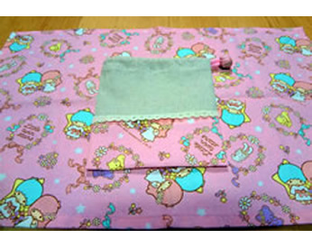 リトルツインスターズの生地で作ったランチョンマットと給食袋♪