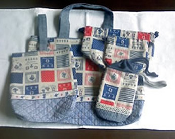 マリンテイストの生地を使った絵本バック、上靴袋、弁当袋、お着替え袋