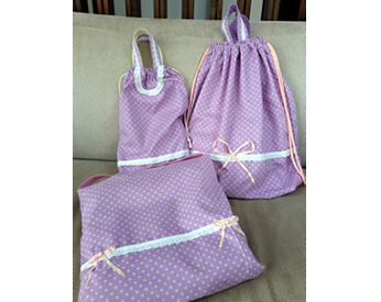 ライラック色の水玉生地で作った入園グッズ