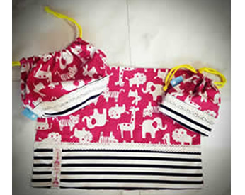 アニマルやボーターの生地で作ったランチョンマットとお弁当袋