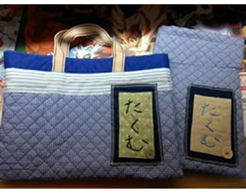 名前入りの上履き入れと手提げカバン☆