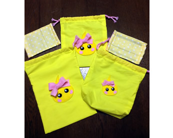 黄色とほっぺちゃんが大好きな孫のリクエストで作った巾着袋&マスク