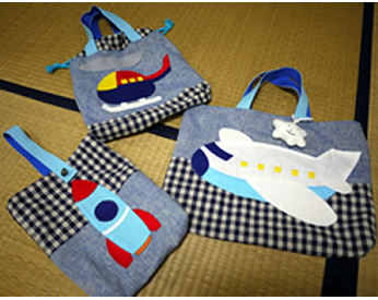 飛行機好きの息子に！雲のネームタグなどを取り入れた入園グッズ