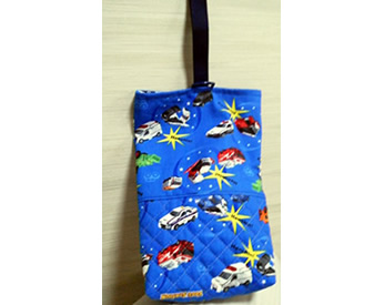 ベビーロックミシンで作った上履き入れ