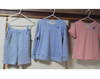 ベビーロックミシンで作ったプレゼント用の洋服