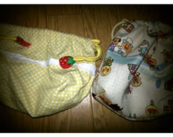 アンパンマンとチェック柄の生地で作った入園入学グッズ♪