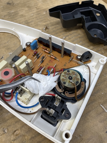 エルナミシン制御装置