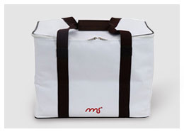 キャリングバッグ